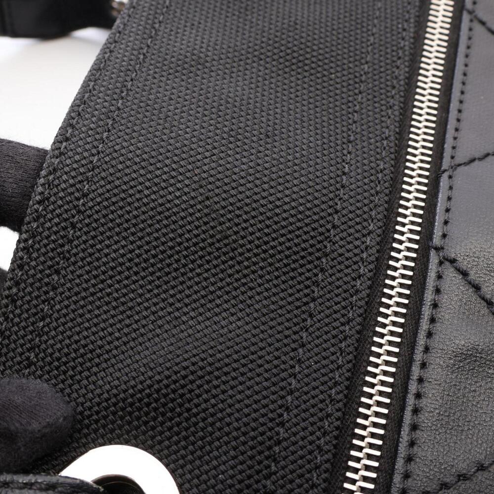 CHANEL Bag - Picture 10 of 11